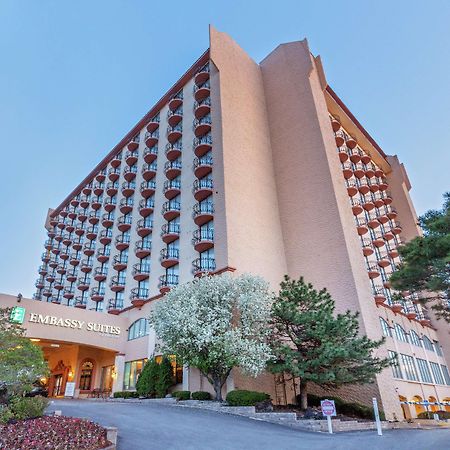 Embassy Suites By Hilton Kansas City Plaza Exteriér fotografie
