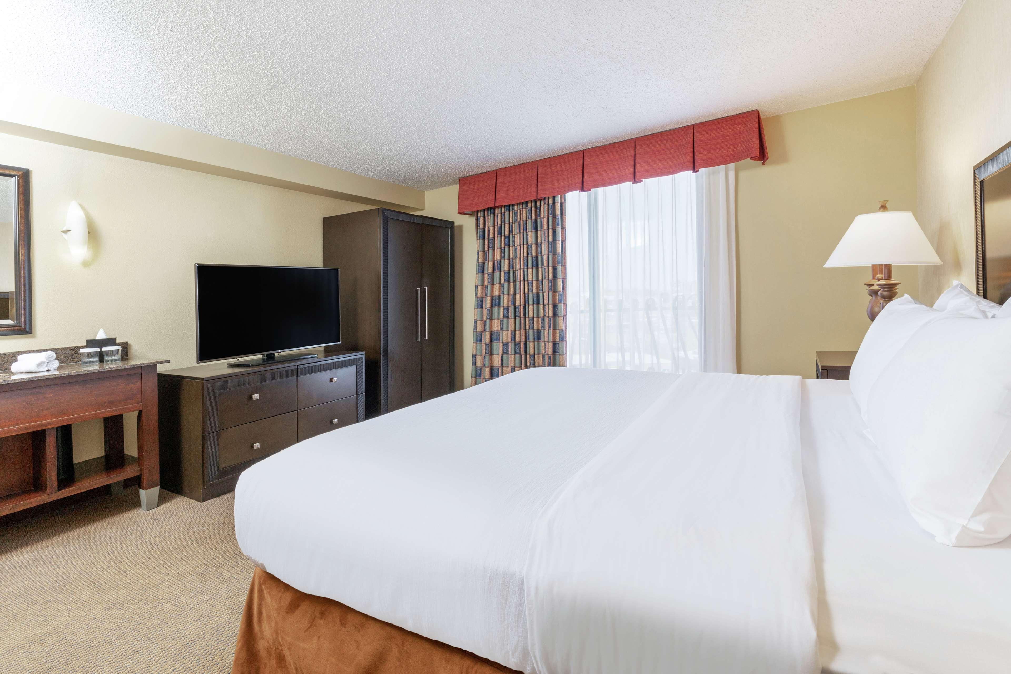 Embassy Suites By Hilton Kansas City Plaza Exteriér fotografie